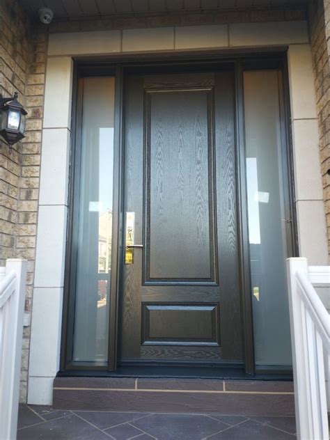 Single Wood Grain Fiberglass Traditional Entry Door Modern Doors