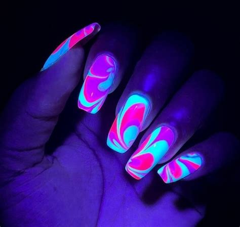 30 Gorgeous Glow In The Dark Halloween Nails To Steal The Show Artofit