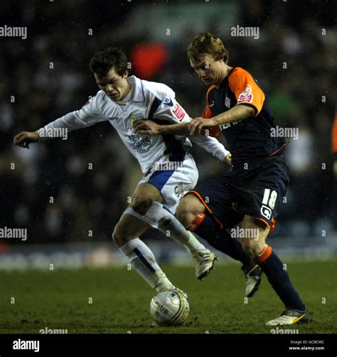 Leeds Uniteds Jonathan Howson And Oldham Athletics Chris Taylor Hi Res