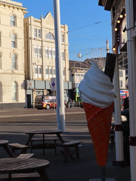 Biggest Ice Cream In Blackpool Terracotta Buff Flickr