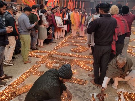 Baghpats Pura Mahadev Temple Illuminated With 1 Lakh Lamps 1 लाख