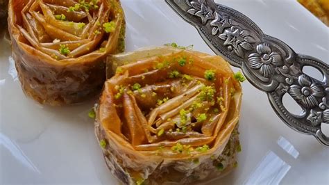 G Lz De Tatlisi F St Kl Cevizli Baklava Tarifi Baklava Tarifleri