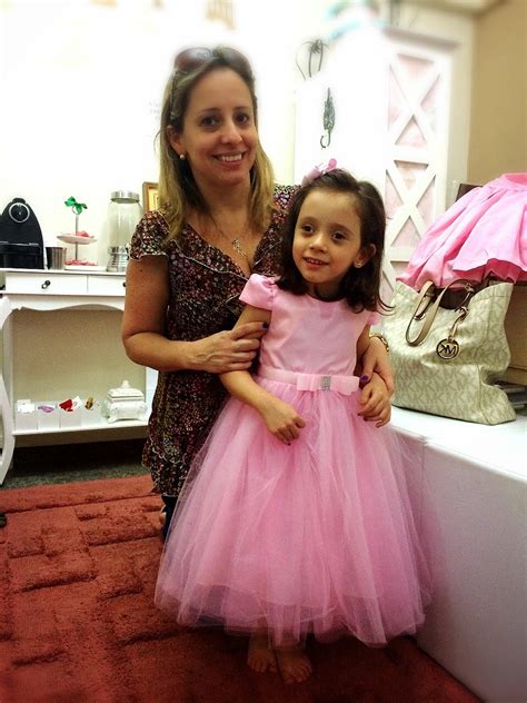 Domittila Vestidos Finos As Marquesinhas No Showroom