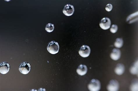 Free Droplets 2 Stock Photo - FreeImages.com