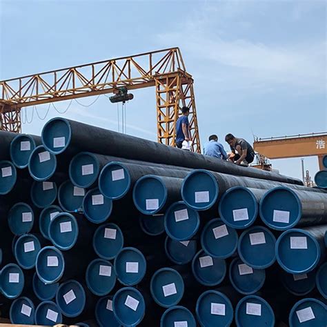 ASTM JIS DIN Hot Rolled Carbon Steel Seamless Pipes Round Tube Mild Carbon Steel Pipes Carbon