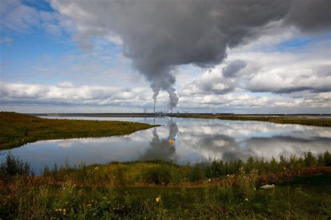 Alberta Officials Are Signalling They Have No Idea How To Clean Up