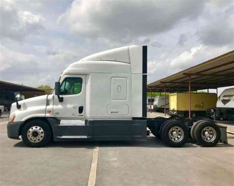 Freightliner Cascadia Evolution (2014) : Sleeper Semi Trucks