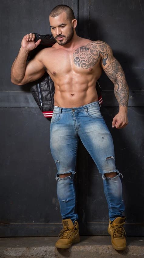 Pin Van Nathan Reyes Op Inked Skin Mannen Herenmode