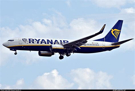 Ryanair Boeing Ng Max Ei Ebi Photo Airfleets Aviation