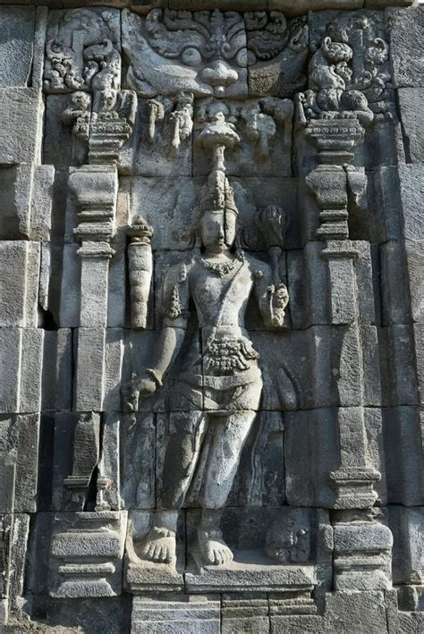 Sewu Temple Complex The Th Century Buddhist Temple Rtf Rethinking