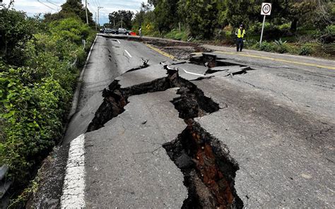 Autoridades Atienden Problemática De La Fractura En La Carretera La Tenango Tenancingo El