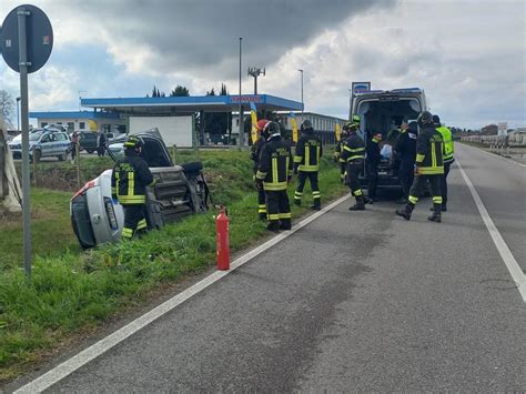 Copparo Incidente Tra Due Auto A Tamara La Nuova Ferrara