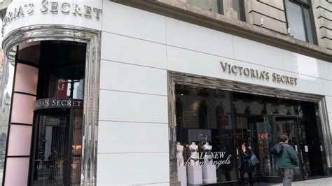 What Time Does Victoria Secret Close Unlocking Store Hours And Planning Your Shopping Trip