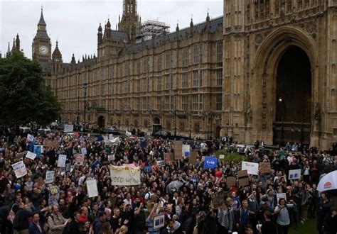 Thousands Protest Against Brexit In London S Trafalgar Square Other