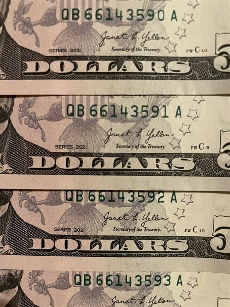 New Uncirculated Five Dollar Bills Series Sequential Notes Lot