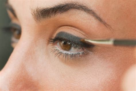 8 Best Eyeliner Brushes Of 2022 Skin Seas