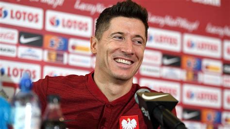 El Euro Izrael Polska Robert Lewandowski Wiek To Tylko