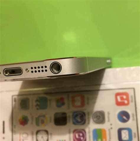 Купить БУ iPhone 5s 16Gb•Silver•NEW в завод.плёнке•Оригинал•NEVERLOCK ...