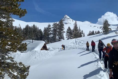 7 Cross Country Skiing + Snowshoeing Adventures in Northern California ...