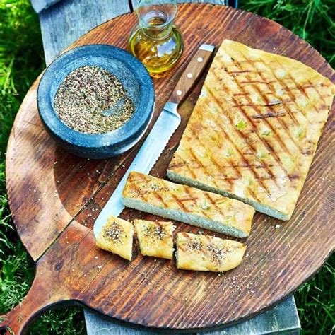 Focaccia Und Zatar L Rezept Essen Und Trinken