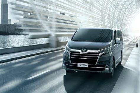 Toyota Granvia 全球首發新世代豪華商旅車 隆重登場