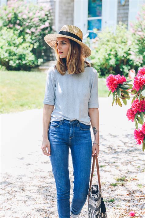 Casual Summer Style Skinny Jeans And Panama Hat Casual Lazy Outfits