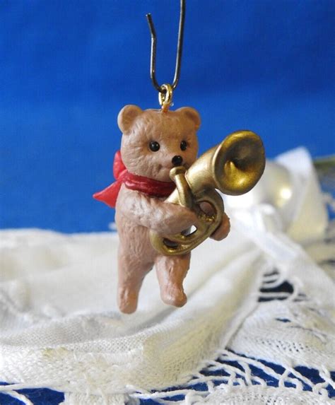 Hallmark Miniature Ornament 1996 March Of The Teddy Bears 4 In The