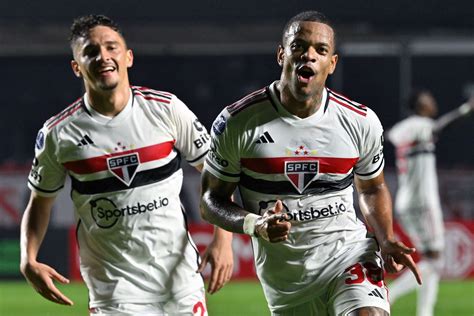 S O Paulo Goleia Tolima E Confirma Classifica O Na Sul Americana