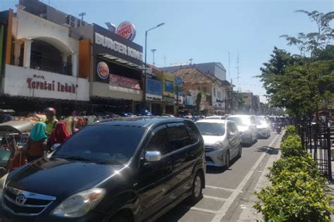 Peringatan Semua Ruas Jalan Utama Jogja Berpotensi Macet Saat Libur