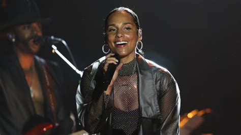 Alicia Keys Serves Up Stellar Performance In Tampa