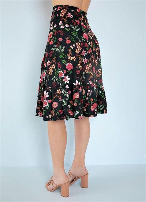 Queima Estoque Saia Floral Preta Babado Moda Evagélica Moda