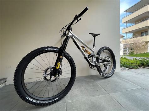 Commencal Clash Ohlins Edition 2021 Bike Gallery Traildevils