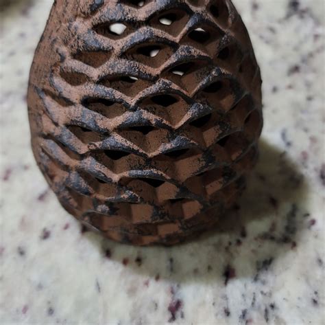 Unknown Party Supplies Wrought Iron Pine Cone Tealight Candle