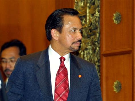 The world's enduring dictators: Hassanal Bolkiah, Brunei - CBS News