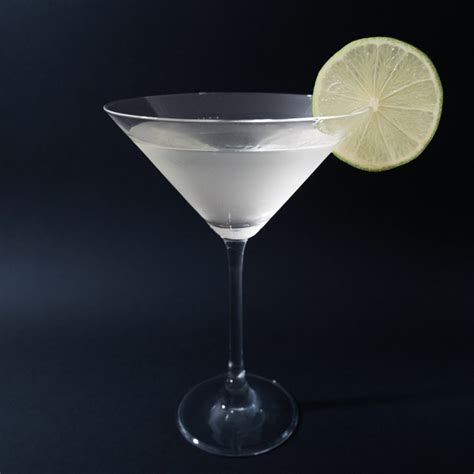 Gimlet Recipe - Cocktails & drinks online - Drinkoteket