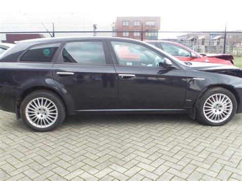 Alfa Romeo Sportwagon Bx Jtdm V Pave Ann E De