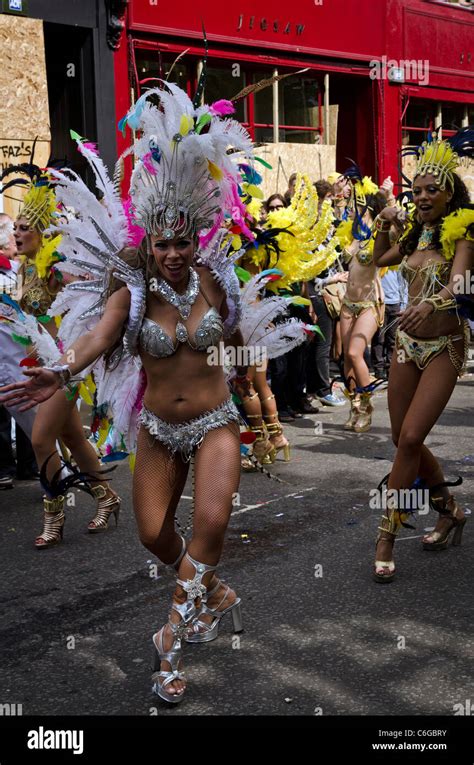 Dance performer at Notting Hill Carnival London 2011 England Great ...