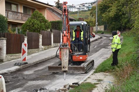 Obyvatelia Sa Do Kaj Nov Ho Asfaltu V Nitre Nitra Sk