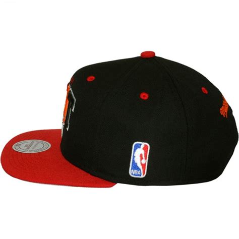 Casquette Snapback Mitchell Ness NBA Black Tri Pop Miami Heat