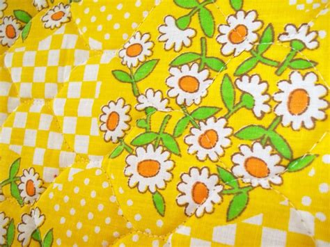 Vintage 60s Yellow Quilted Daisy Fabric 2 Sided Cotton 36 X 42