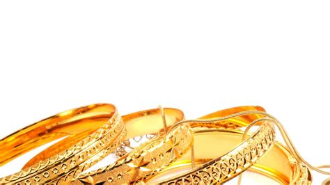 Gold Price Today Nears Rs As Rupee Tumbles Will Yellow Metal