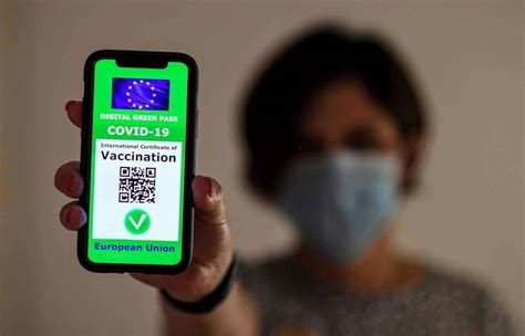 Centinaia Di No Vax Hanno Acquistato Falsi Green Pass Perquisizioni In