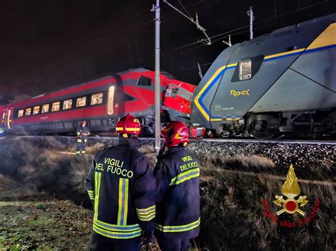 Urto fra due treni in Emilia ripresa la circolazione tra Forlì e Faenza