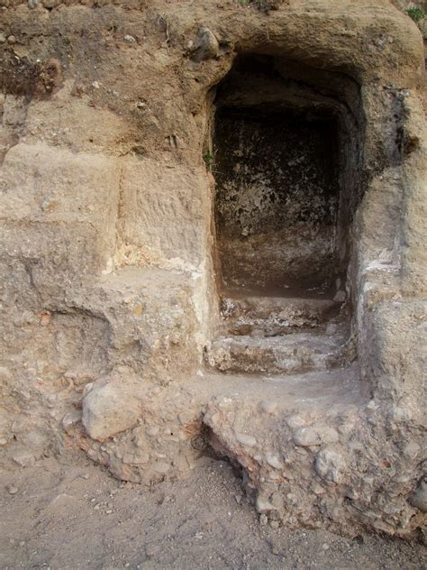 Gangi Si Torna A Scavare Su Monte Alburchia Alla Scoperta Della Via