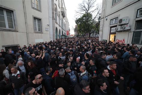 Milhares De For As De Seguran A Manifestam Se Em Lisboa