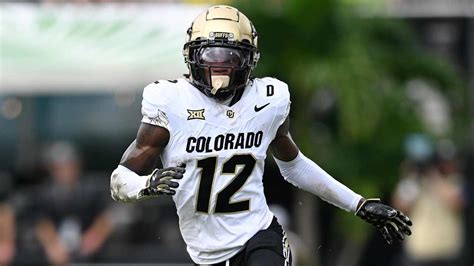 Colorados Travis Hunter Wins 2024 Heisman Trophy