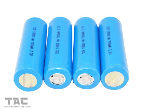 V Icr Lithium Ion Cylindrical Battery Of Mah With Pcb