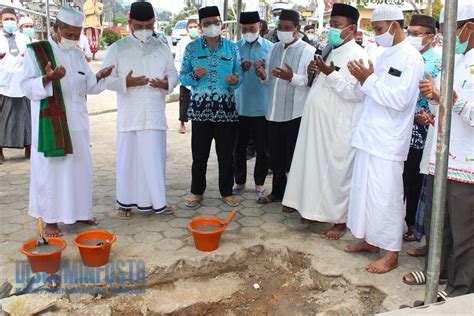 Peletakan Batu Pertama Pembangunan Masjid Baiturrahman Desa Teru