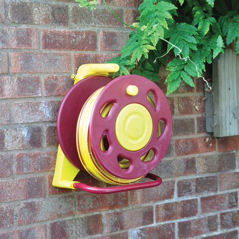 Garden Pro 15m Wall Mountable Hose Reel Set Bonningtons