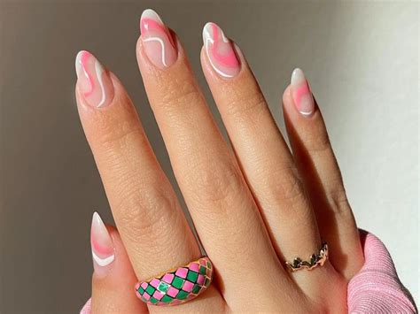 Pink Swirl Nail Ideas To Spin Into Summer